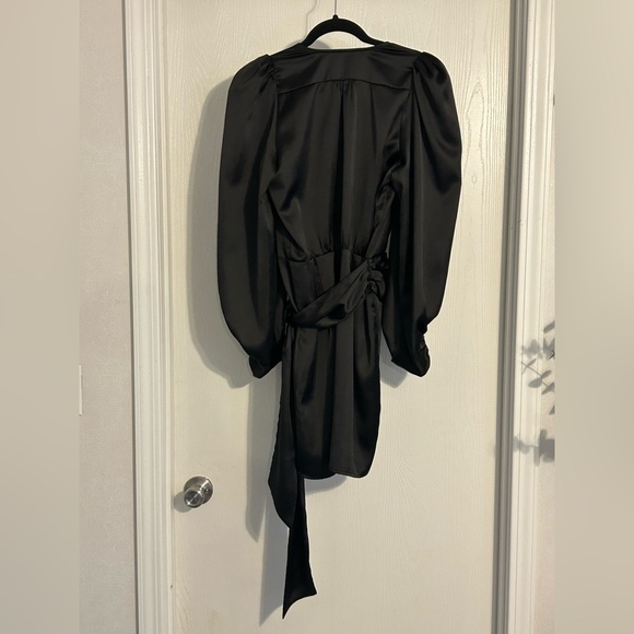 Vici | Classic Black Garment | Size Small - Picture 7 of 7